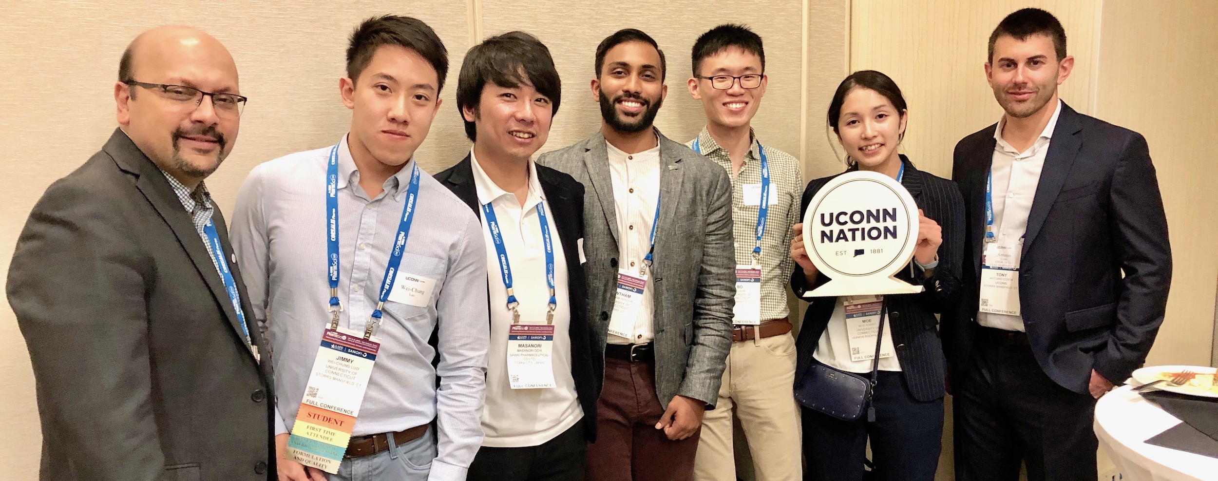 Pharmaceutical Sciences graduate students at AAPS 2019 conference