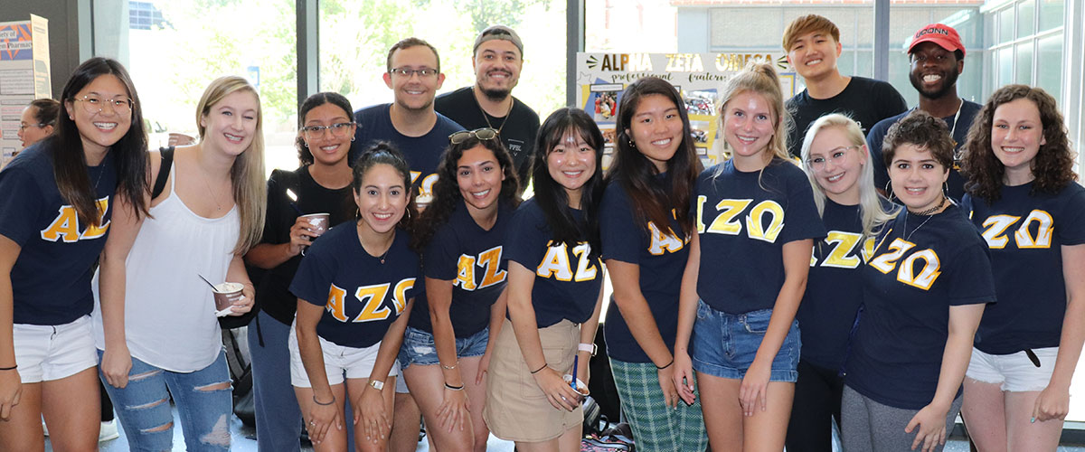Group photo of pharmacy students in a student organization - AZO